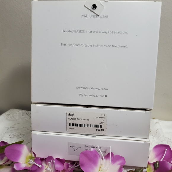 Small-Mai Four Pack Classic Bottom - Picture 7 of 7